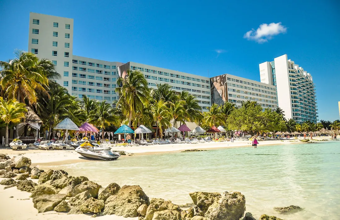 Dreams Sands Cancun Resort & Spa (Adults Only)-1
